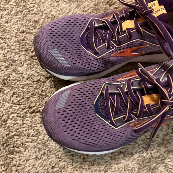 Brooks Ghost 12 purple sneakers - Picture 2 of 7